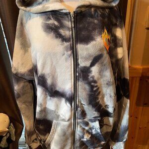 ORANGE KISS woman’s hoodie size XL, black and white tye dye, drawstring missing,